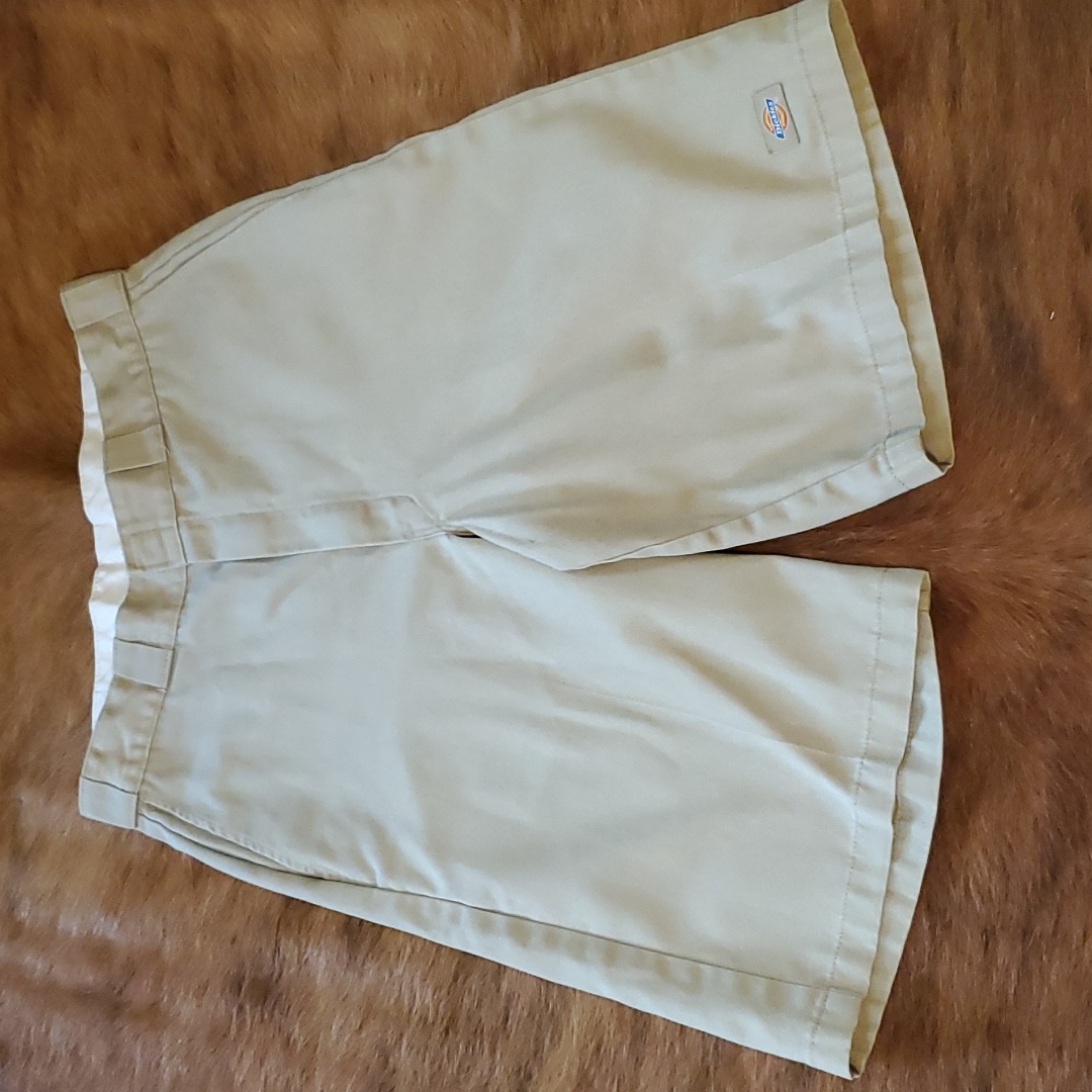 Dickies Brand Khaki Shorts Size 34
